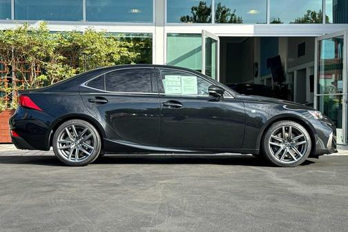 2018 Lexus IS 300 Base