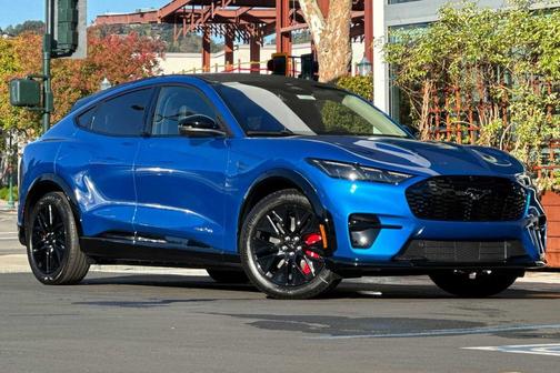 2025 Ford Mustang Mach-E Premium
