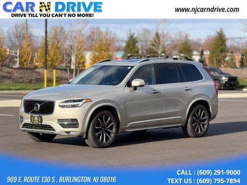 2016 Volvo XC90 T6 Momentum