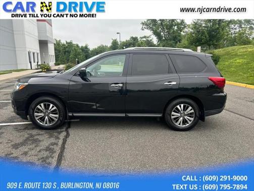 2019 Nissan Pathfinder S