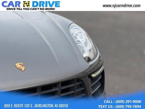 2018 Porsche Macan BASE