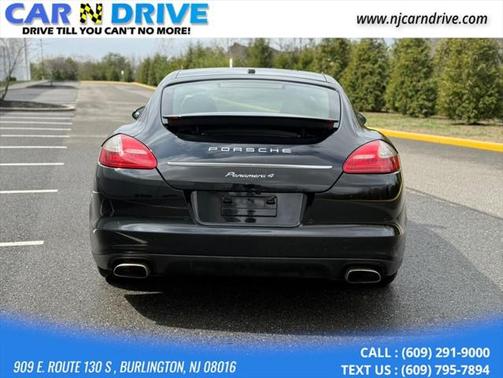 2011 Porsche Panamera 4