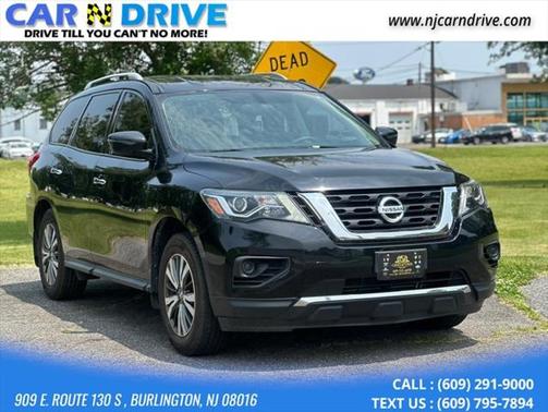 2018 Nissan Pathfinder SV