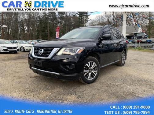2018 Nissan Pathfinder SV