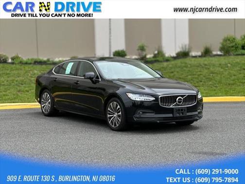 2022 Volvo S90 B6 Momentum