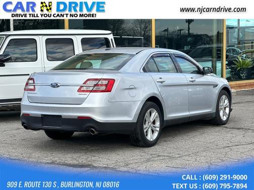 2015 Ford Taurus SE