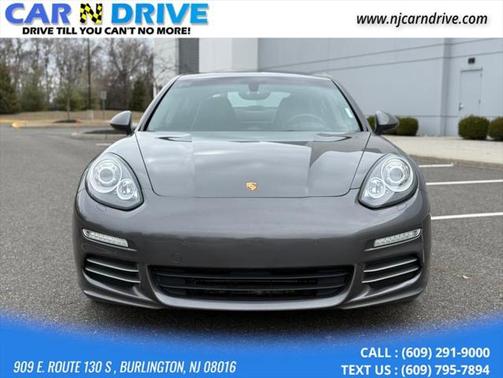 2015 Porsche Panamera 4