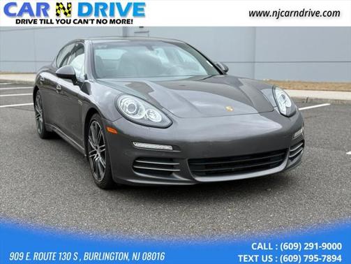 2015 Porsche Panamera 4