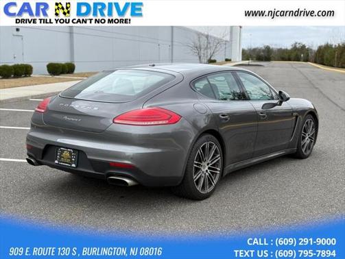 2015 Porsche Panamera 4