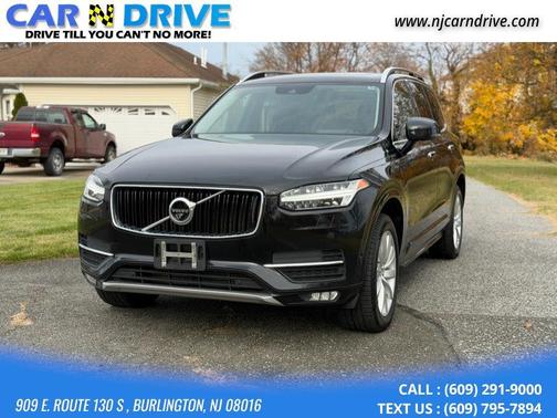 2016 Volvo XC90 T6 Momentum
