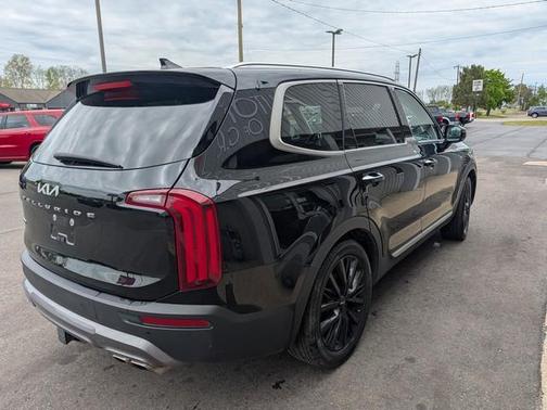 Black 2022 Kia Telluride SX