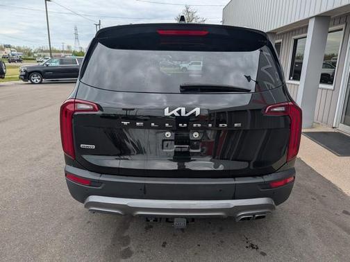 Black 2022 Kia Telluride SX
