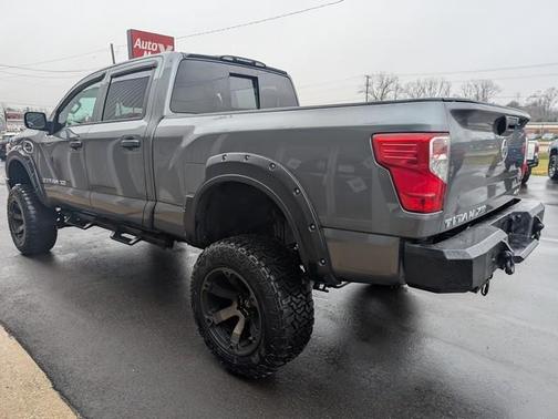 2017 Nissan Titan XD S