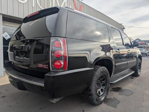 2010 GMC Yukon XL 1500 Denali