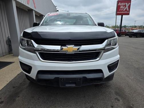 White 2016 Chevrolet Colorado WT