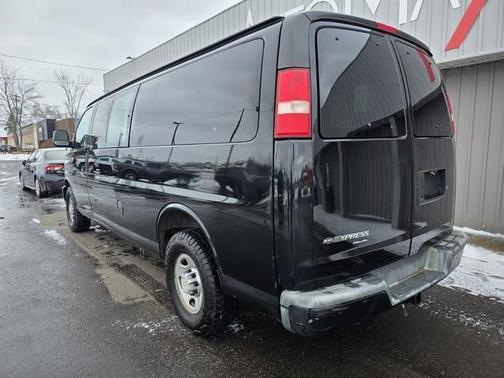 2013 Chevrolet Express 3500 LS