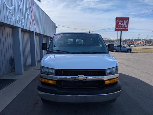 2018 Chevrolet Express 3500 LT