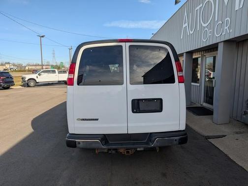 2018 Chevrolet Express 3500 LT