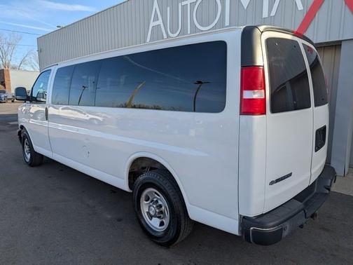 2018 Chevrolet Express 3500 LT