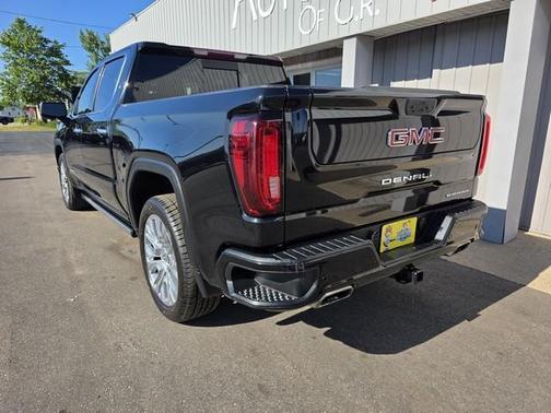 Black 2022 GMC Sierra 1500 Limited Denali
