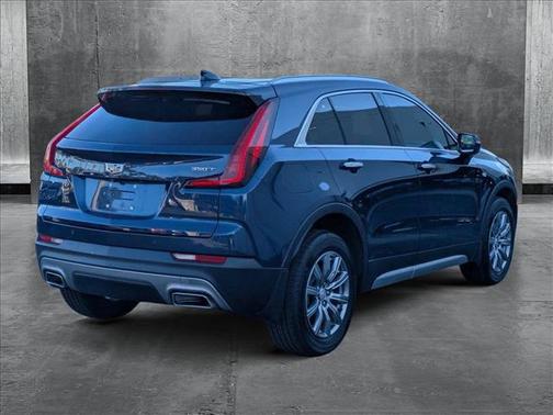 2021 Cadillac XT4 Premium Luxury