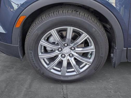 2021 Cadillac XT4 Premium Luxury