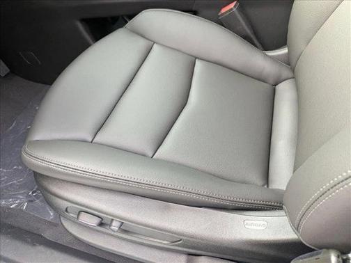 2025 Cadillac XT6 Luxury FWD