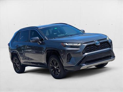 2022 Toyota RAV4 Hybrid SE