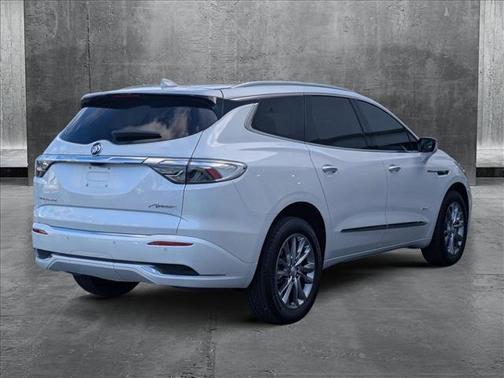 2022 Buick Enclave FWD Avenir