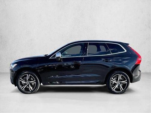 2019 Volvo XC60 Recharge Plug-In Hybrid T8 R-Design