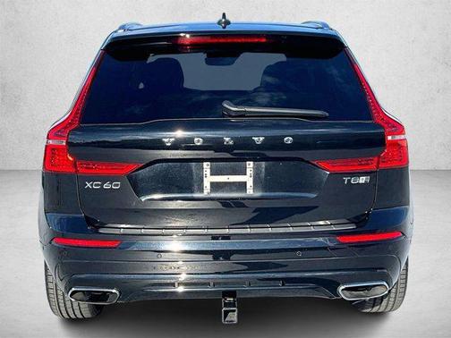 2019 Volvo XC60 Recharge Plug-In Hybrid T8 R-Design