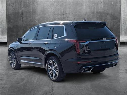 2025 Cadillac XT6 Premium Luxury FWD