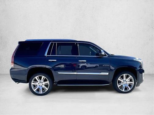 2018 Cadillac Escalade Luxury