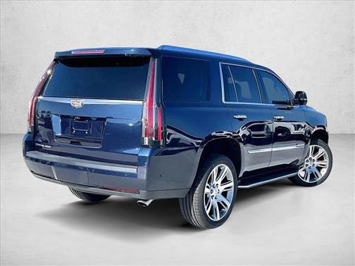 2018 Cadillac Escalade Luxury