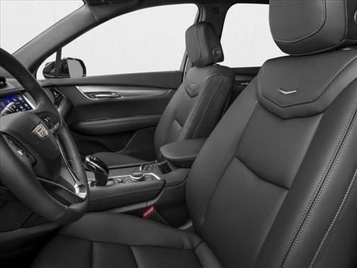 2025 Cadillac XT6 Luxury AWD