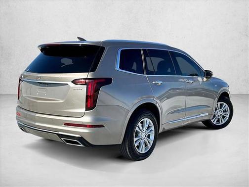 2022 Cadillac XT6 Luxury FWD