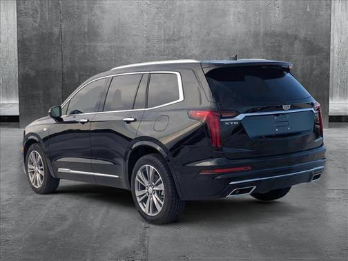 2025 Cadillac XT6 Premium Luxury FWD