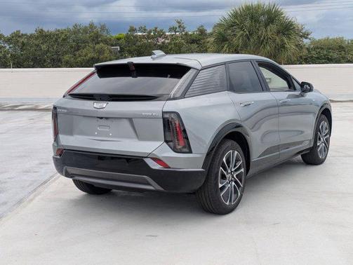 2025 Cadillac OPTIQ Sport 2 AWD