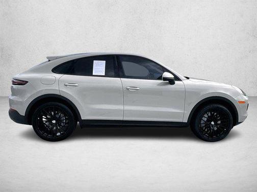 2021 Porsche Cayenne Cayenne