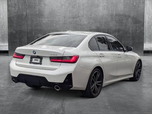 2024 BMW 330 i