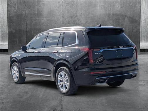 2025 Cadillac XT6 Luxury FWD