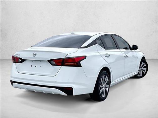 Glacier White 2019 Nissan Altima 2.5 S