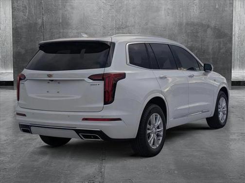 2025 Cadillac XT6 Luxury FWD
