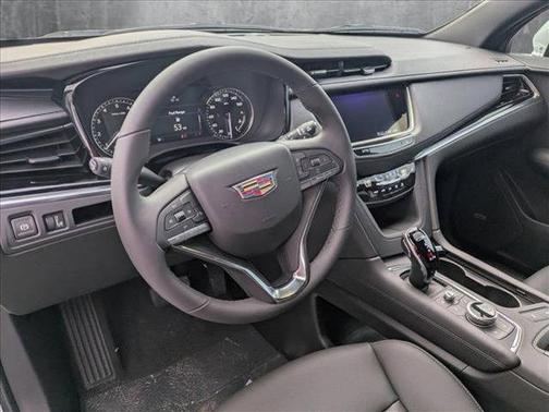 2025 Cadillac XT6 Luxury FWD