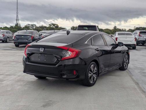 2018 Honda Civic EX-L