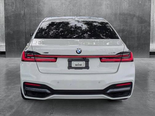 2020 BMW 750 i xDrive