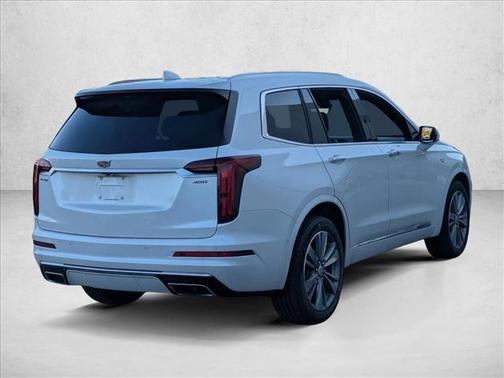 2022 Cadillac XT6 Premium Luxury FWD