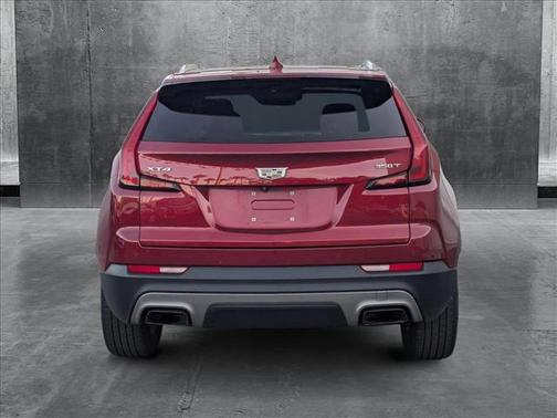 2020 Cadillac XT4 Premium Luxury