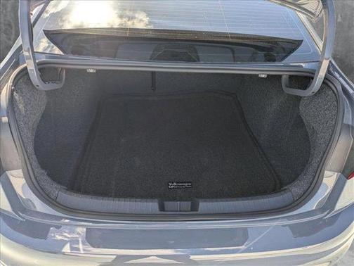 2024 Volkswagen Jetta GLI 2.0T Autobahn