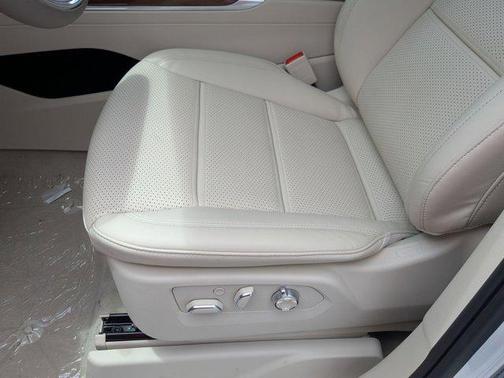 2025 Cadillac Escalade ESV Sport Platinum